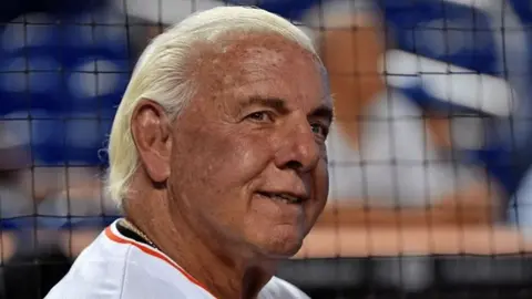 Ric Flair reacciona a guiones que tenía WWE en caso de su muerte