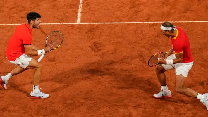 Rafa Nadal y Carlos Alcaraz debutan en París 2024 con victoria en dobles sobre Argentina