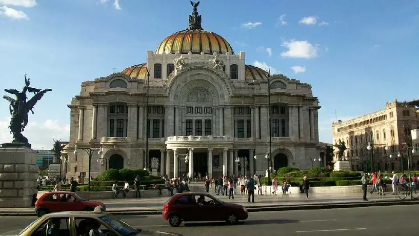 Hoy No Circula: 28 de mayo de 2024. ¿Qué autos no circulan en CDMX y Edomex?