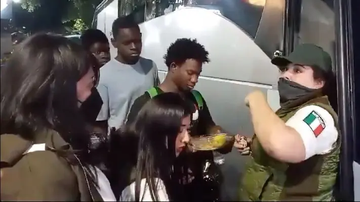 Desalojan campamento de migrantes en la colonia Juárez en la CDMX