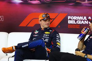 Verstappen sobre los problemas del RB20: "Checo Pérez y yo batallamos con lo mismo"