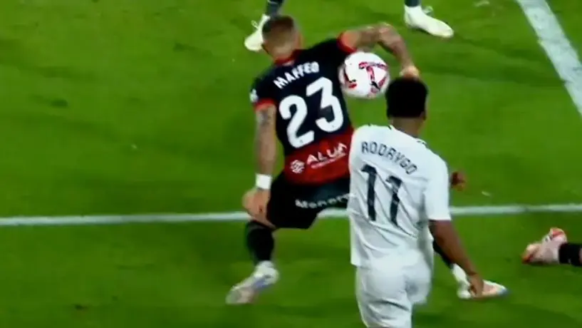 Real Madrid TV 'carga' contra el arbitraje en el partido del cuadro merengue ante Mallorca