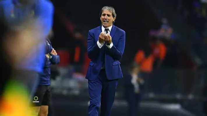 Almada 'explota' contra directivos por no cambiar fechas de Play-In: 'Vamos a ser el hazmerreír'