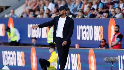 Vincent Kompany ya está en Munich y firmará por tres años con Bayern