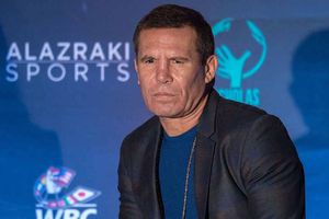 Julio César Chávez no quiere ver una pelea entre Canelo Álvarez y Terrence Crawford