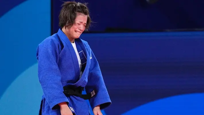¡Lo triste! Judoca japonesa rompe en llanto inconsolable tras ser eliminada de París 2024