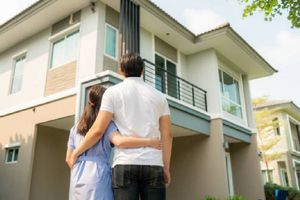 ¿Qué sueldo deben tener los jóvenes para comprar una casa? Te lo decimos aquí