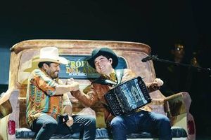 Julión Álvarez y Alfredo Olivas se presentarán en el Palenque de Metepec con su espectáculo "Prófugos del Anexo"