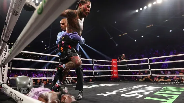 Gervonta Davis vuelve tras 14 meses y propina KO a Frank Martin para retener su campeonato