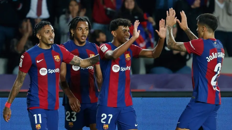 Lamine Yamal llega a 50 juegos y Xavi pide cuidar al futbolista diferencial de 16 años