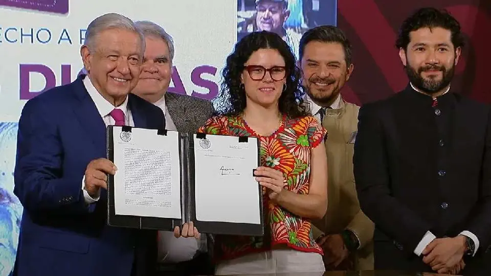 AMLO firma decreto para la creación del Fondo de Pensiones para el Bienestar