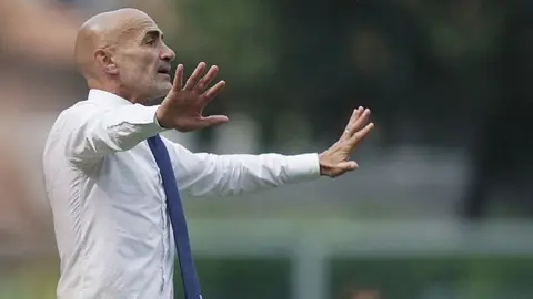 Paolo Montero será el sustituto de Massimiliano Allegri en la Juventus para terminar la temporada