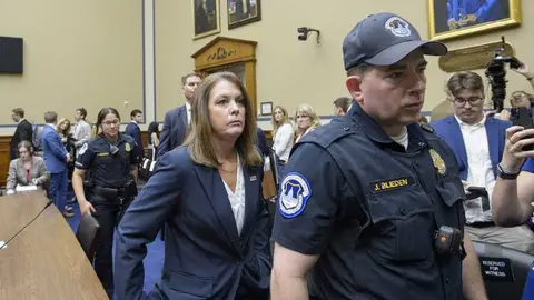 Renuncia directora del Servicio Secreto de Estados Unidos tras atentado contra Donald Trump