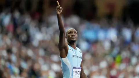París 2024: Letsile Tebogo hace historia en la Final de 200m y se lleva la medalla de oro