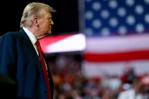 Suben acciones de Donald Trump tras primer debate presidencial contra Joe Biden