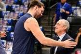 ¡Invitado de lujo! Florentino Pérez asistió al último partido de los Mavs de la NBA