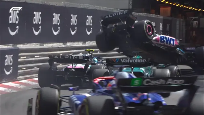 Esteban Ocon fue penalizado en el Gran Premio de Mónaco por choque con Pierre Gasly