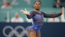 París 2024: Simone Biles ‘revienta’ ante críticas: “Déjennos en paz”