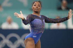 París 2024: Simone Biles ‘revienta’ ante críticas: “Déjennos en paz”