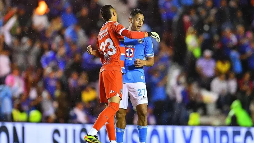 Así fue la advertencia de Luis Romo al América en el vestidor de Cruz Azul: 'Hay que aplastarlos'