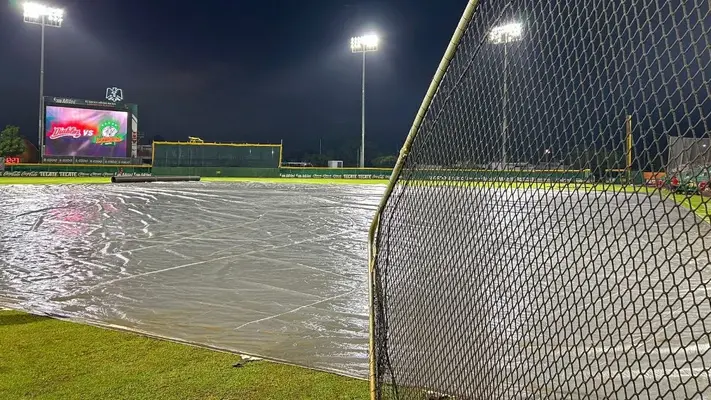 Juego 4 entre Diablos y Leones es cancelado por mal clima