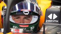 Checo Pérez señala problemas en su RB20 en Prácticas Libres 1 y 2 del GP de España