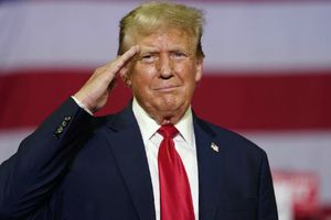 “Traficantes de drogas, pandilleros y asesinos”: Trump propone competición de UFC de inmigrantes