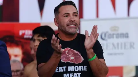 “Me llenaste los bolsillos por miedo a Benavidez”: Óscar de la Hoya payasea a Canelo Álvarez