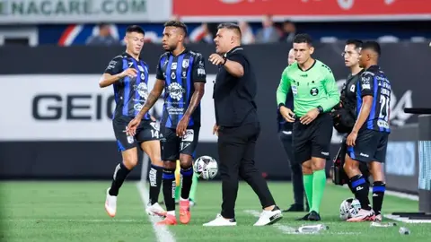 Liga MX: Directiva de Gallos Blancos ya sondea opciones para suplir a Mauro Gerk