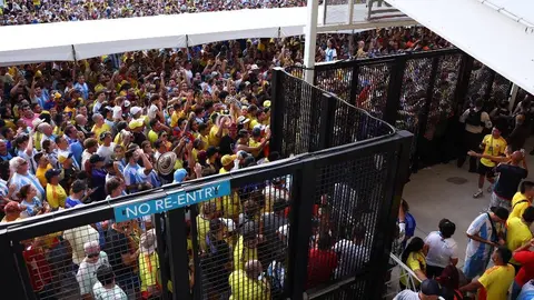 7 mil aficionados podrían ser deportados por infiltrarse a la Final de Copa América