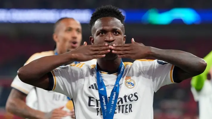 Fanáticos del Real Madrid piden que el próximo Balón de Oro sea para Vinicius Jr