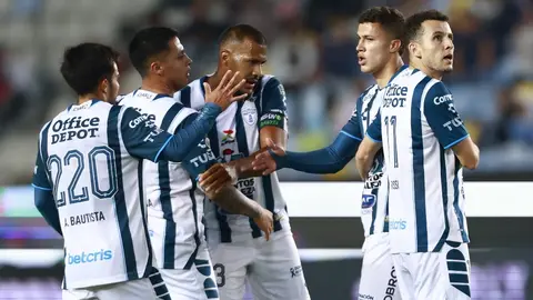 "Cruz Azul 'acusa' a Pumas de no querer mover el Play In", Luis Castillo en RÉCORD+
