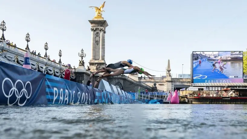 París 2024: Tres triatletas más se enfermaron tras nadar en el Río Sena