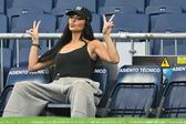 Kim Kardashian visita el Santiago Bernabéu y se toma foto con Florentino Pérez