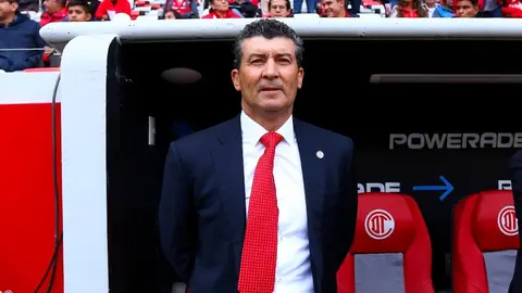 ¡Oficial!: 'Chepo' de la Torre es nuevo entrenador del Puebla