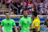 Carlos Salcedo con penal y expulsión en sus primeros dos juegos con Juárez