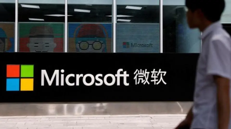 A partir de septiembre, Microsoft obligará a sus trabajadores a usar solo iPhones