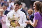 Alcaraz vence a Djokovic en Wimbledon para conseguir su cuarto título de Grand Slam