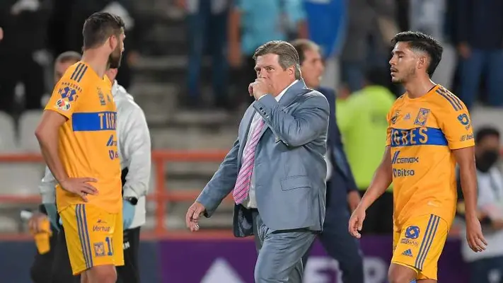 Rafa Carioca 'revienta' a Miguel Herrera: 'Él salió y nosotros ya ganamos tres trofeos'