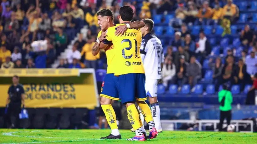 América se impuso ante Gallos Blancos de Querétaro en su primer partido en "nueva casa"