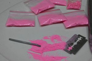 La aterradora nueva droga rosa llamada “Tuci” está siendo vendidas por pandillas en Nueva York