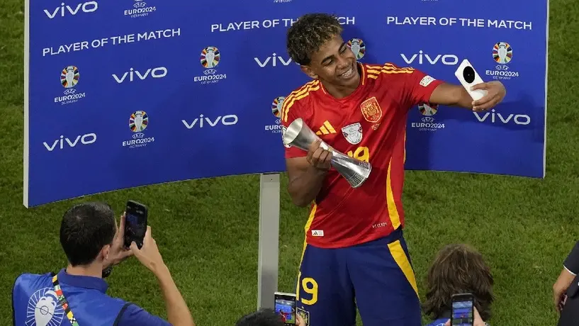 ¡Un nuevo ídolo! Lamine Yamal revela que Mbappé le pidió jersey