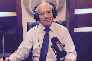 Murió el locutor Salvador Escobar, colaborador del programa de Joaquín López-Dóriga por más de 25 años