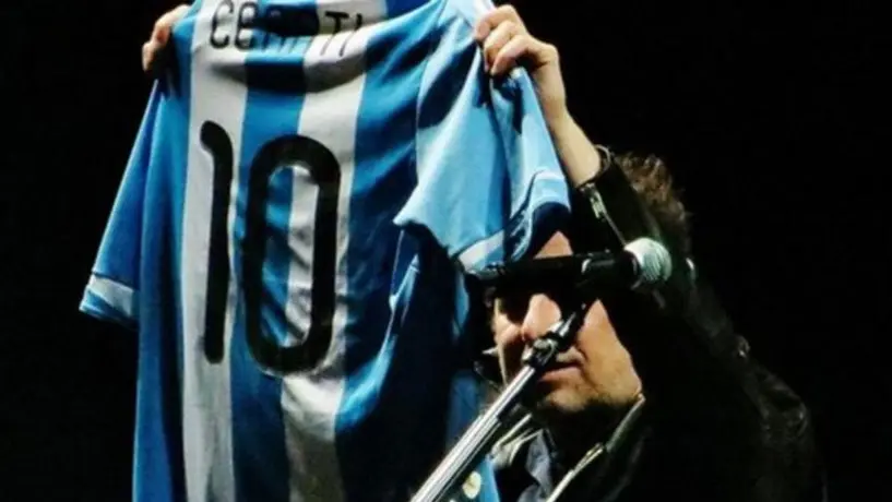 A 10 años de la muerte de Gustavo Cerati: Así fue su relación con el futbol