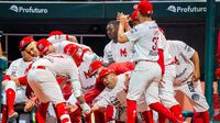¡Paliza! Los Rojos del México dominan a los Sultanes de Monterrey en el juego 1 de la Serie del Rey