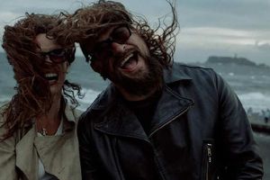 Jason Momoa anuncia su noviazgo con la hija de Ricardo Arjona