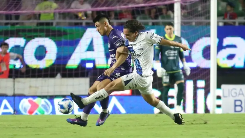 Liga MX: Con un hombre menos, Puebla rescató el empate 1-1 ante Mazatlán