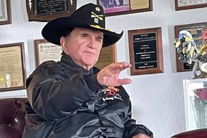 Muere Johnny Canales, la leyenda del Tex-Mex y conductor mexicano, a los 77 años