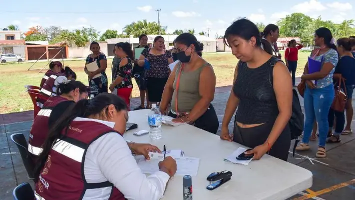 En estas fechas podrás registrarte para el programa Mujeres de 60 a 64 años y Becas para niños