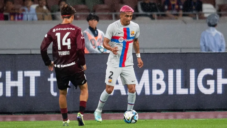 Julián Araujo deja al Barcelona para ser nuevo jugador del Bournemouth